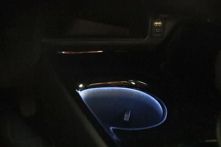 Toyota C-HR - 1.8 Hybrid Business Intro 56