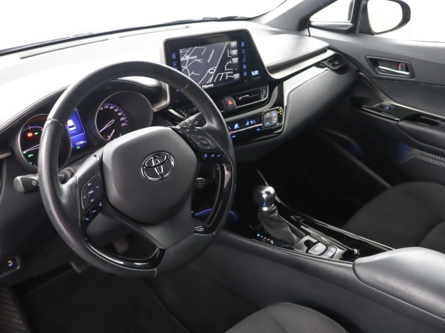 Toyota C-HR - 1.8 Hybrid Business Intro