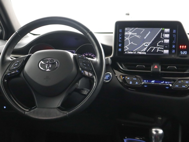 Toyota C-HR - 1.8 Hybrid Business Intro