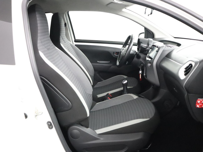 Toyota Aygo - 1.0 VVT-i x-joy