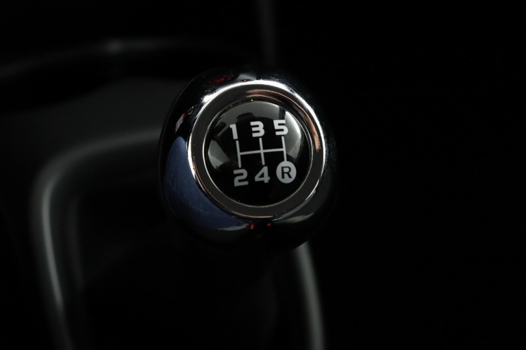 Toyota Aygo - 1.0 VVT-i x-joy 26