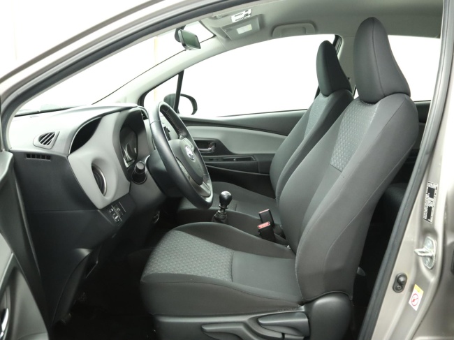 Toyota Yaris - 1.3 VVT-i Aspiration