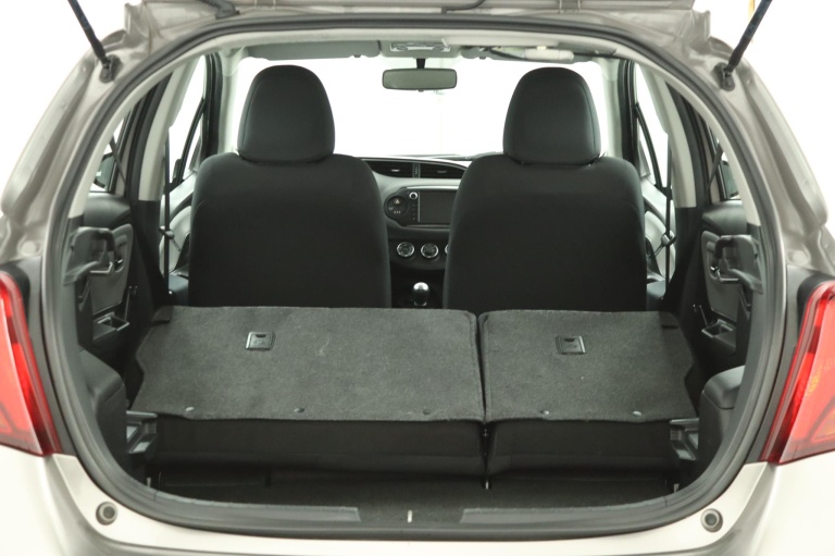 Toyota Yaris - 1.3 VVT-i Aspiration 25