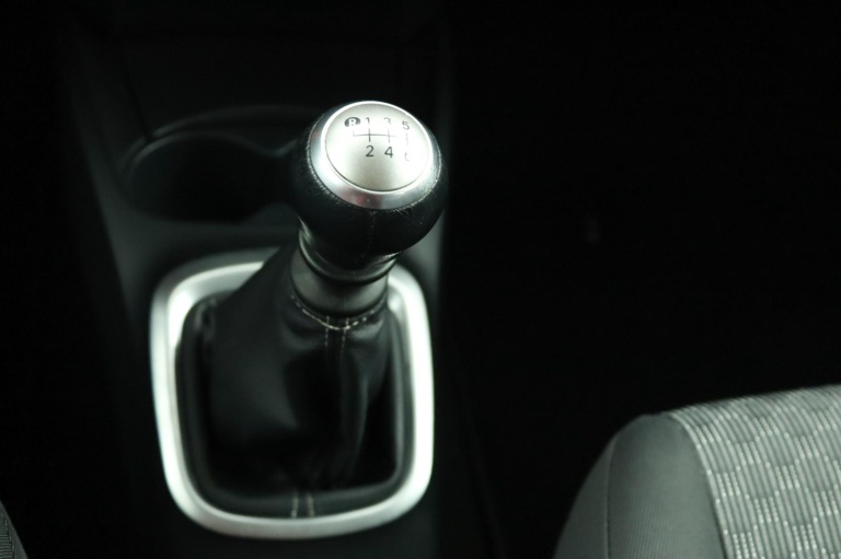 Toyota Yaris - 1.3 VVT-i Aspiration 26