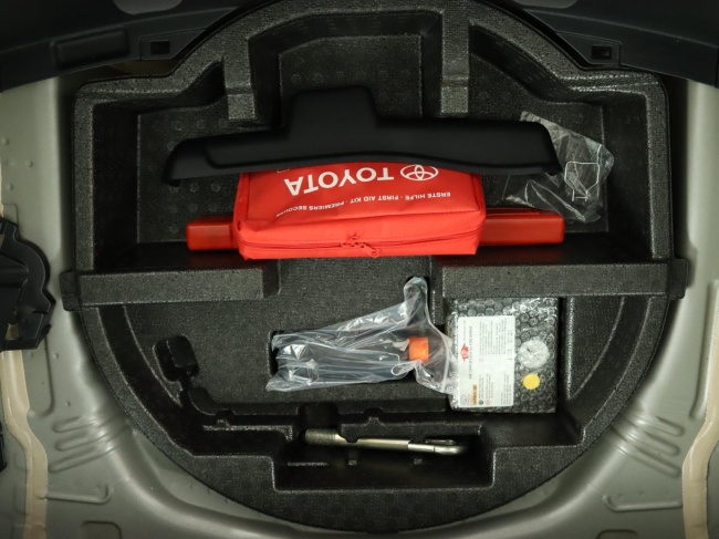 Toyota Yaris - 1.3 VVT-i Aspiration