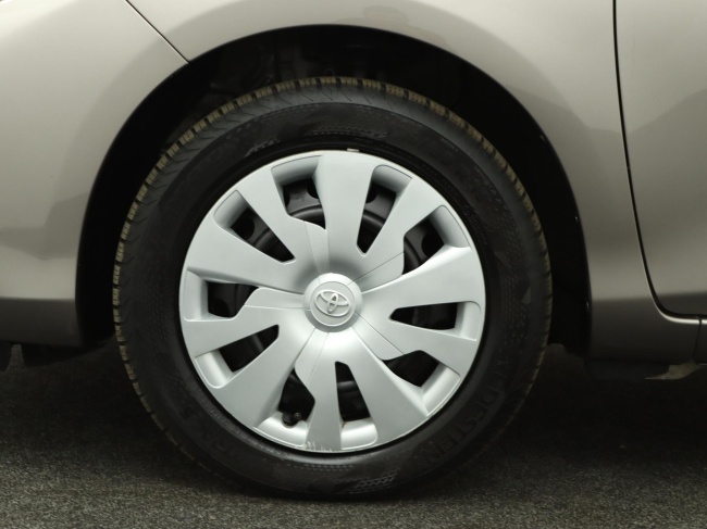 Toyota Yaris - 1.3 VVT-i Aspiration