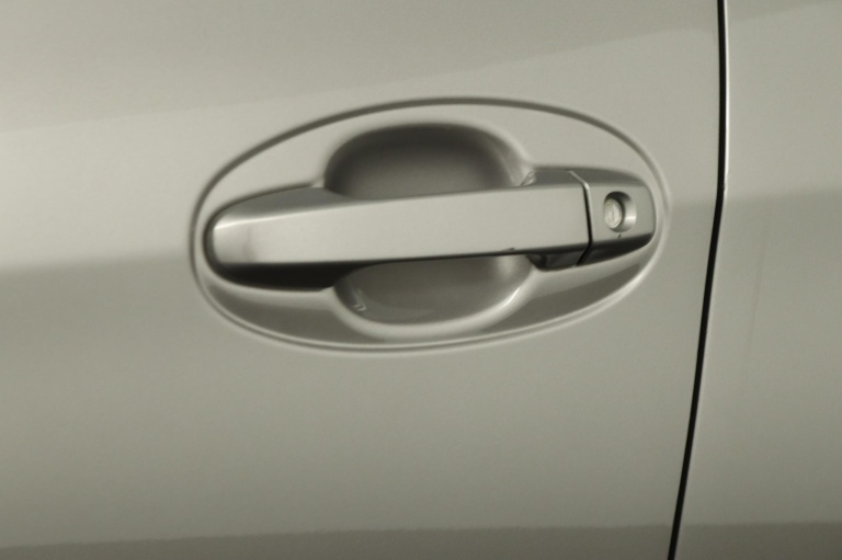 Toyota Yaris - 1.3 VVT-i Aspiration 38