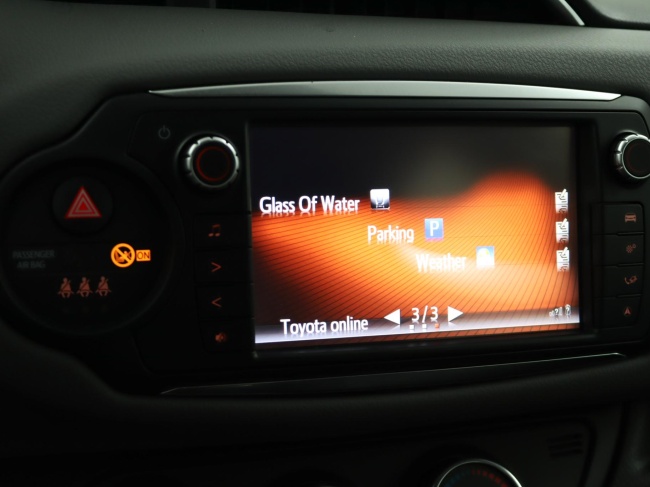 Toyota Yaris - 1.3 VVT-i Aspiration