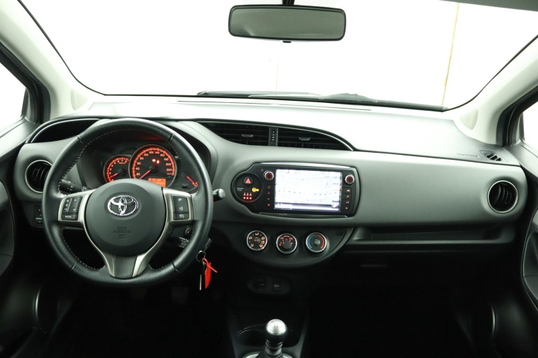 Toyota Yaris - 1.3 VVT-i Aspiration 60
