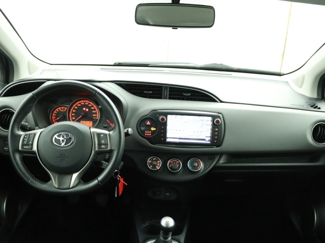 Toyota Yaris - 1.3 VVT-i Aspiration