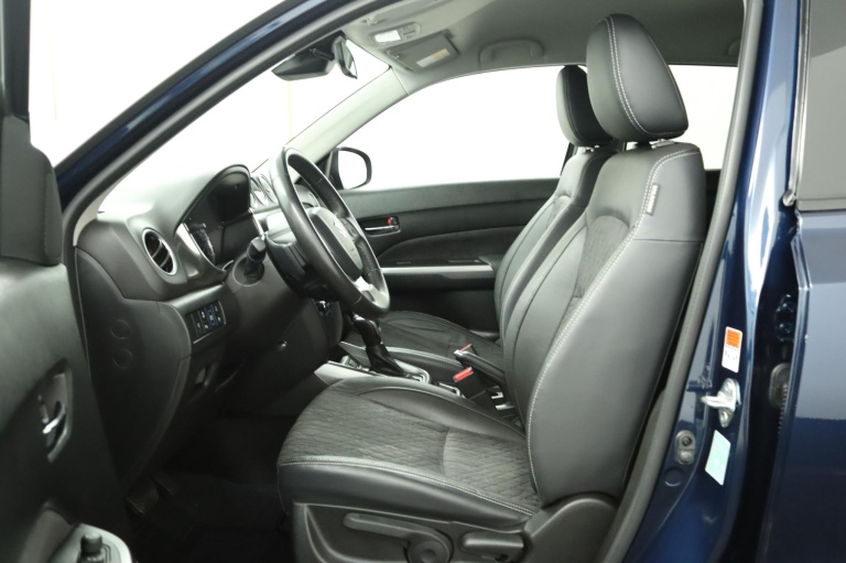 Suzuki Vitara - 1.5 Hybrid Style Rhino Edition 17