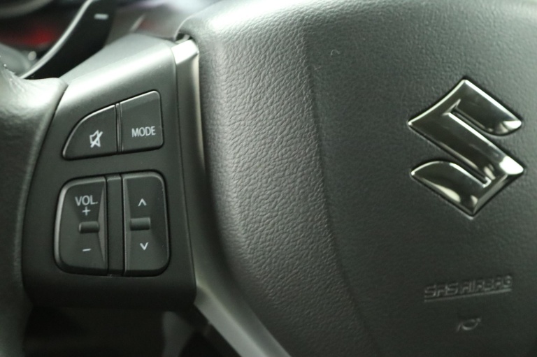 Suzuki Vitara - 1.5 Hybrid Style Rhino Edition 19