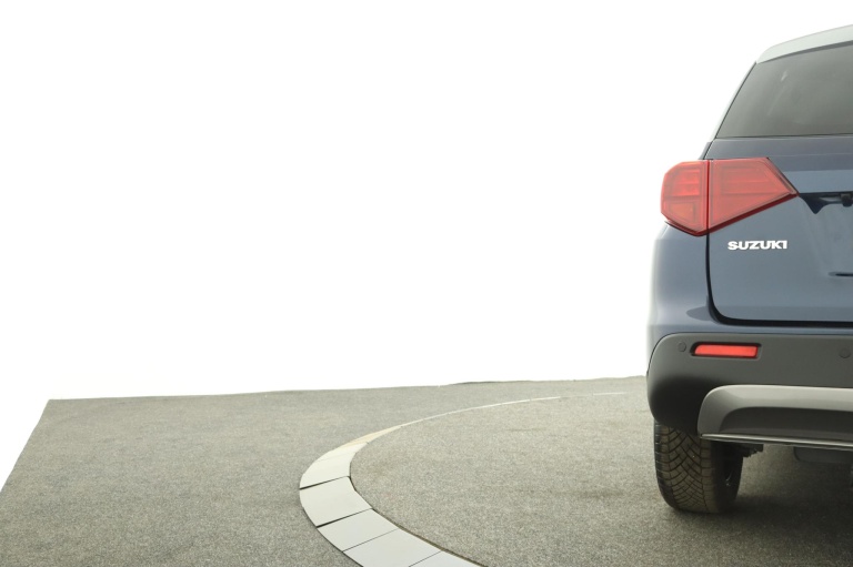 Suzuki Vitara - 1.5 Hybrid Style Rhino Edition 40