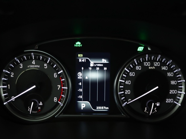 Suzuki Vitara - 1.5 Hybrid Style Rhino Edition