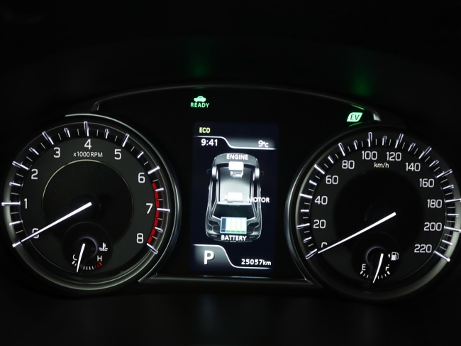 Suzuki Vitara - 1.5 Hybrid Style Rhino Edition