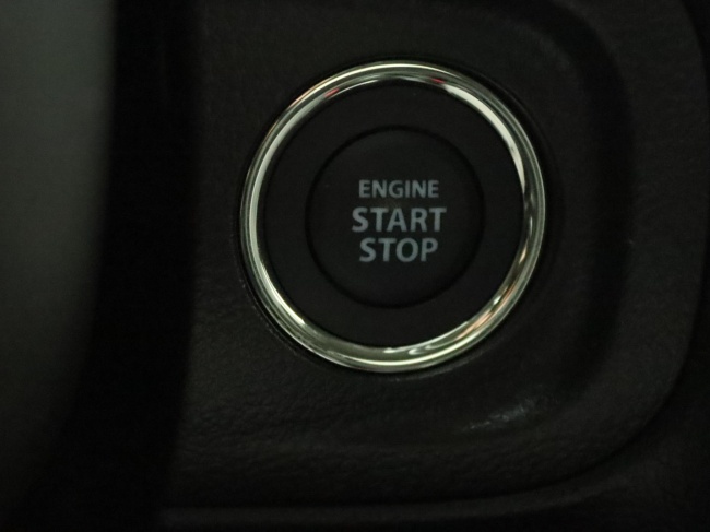 Suzuki Vitara - 1.5 Hybrid Style Rhino Edition