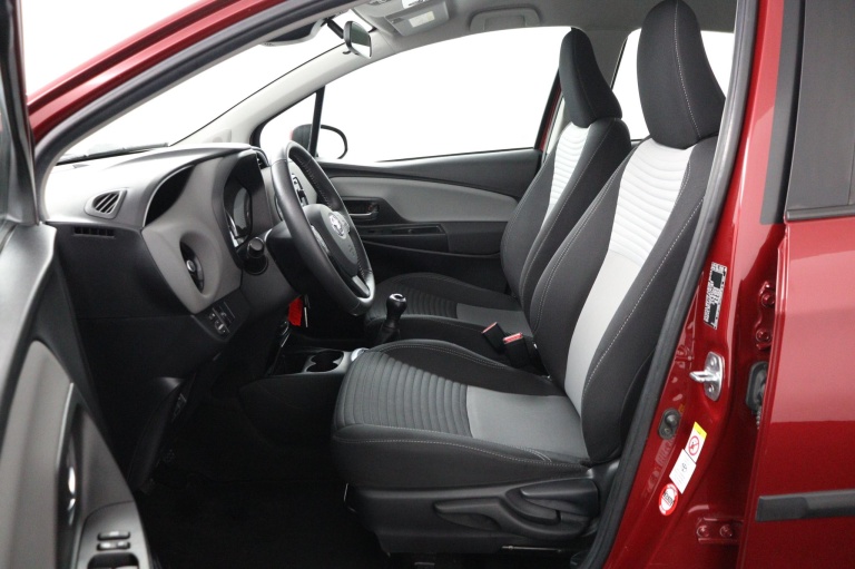 Toyota Yaris - 1.0 VVT-i Comfort 16