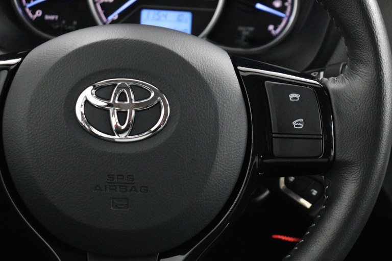 Toyota Yaris - 1.0 VVT-i Comfort 19