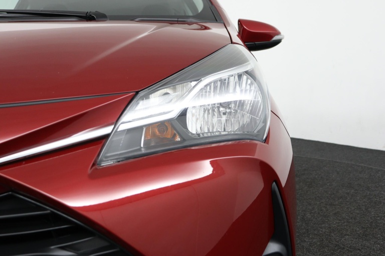 Toyota Yaris - 1.0 VVT-i Comfort 36