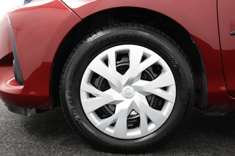 Toyota Yaris - 1.0 VVT-i Comfort 38