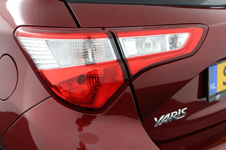 Toyota Yaris - 1.0 VVT-i Comfort 41