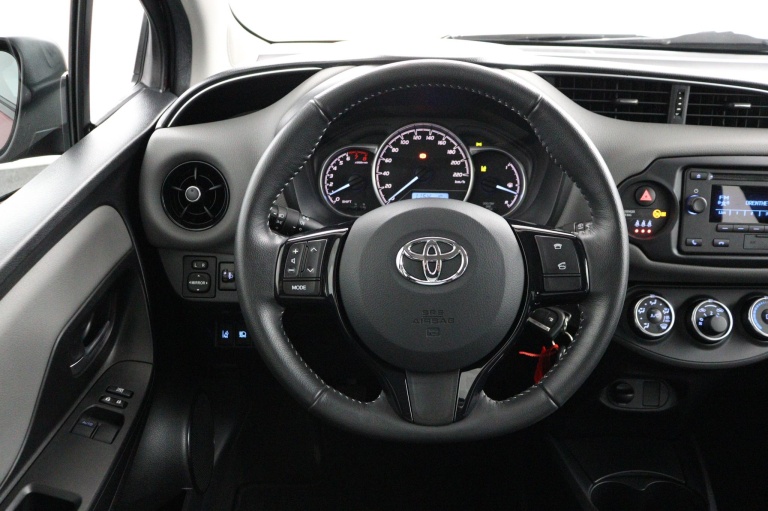 Toyota Yaris - 1.0 VVT-i Comfort 51