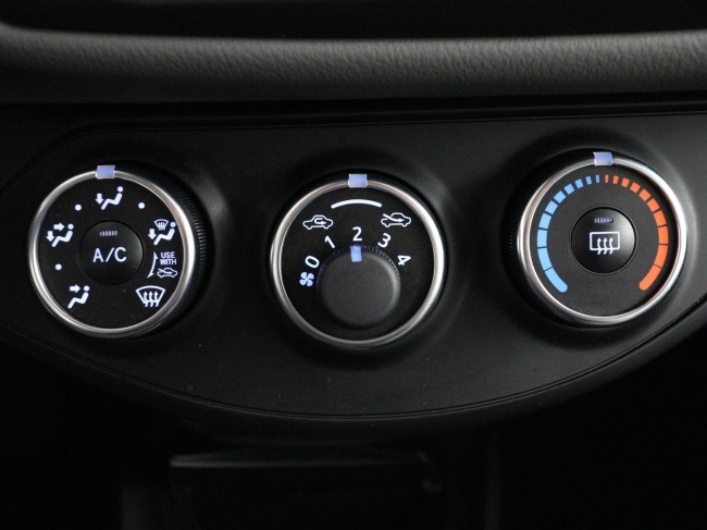 Toyota Yaris - 1.0 VVT-i Comfort