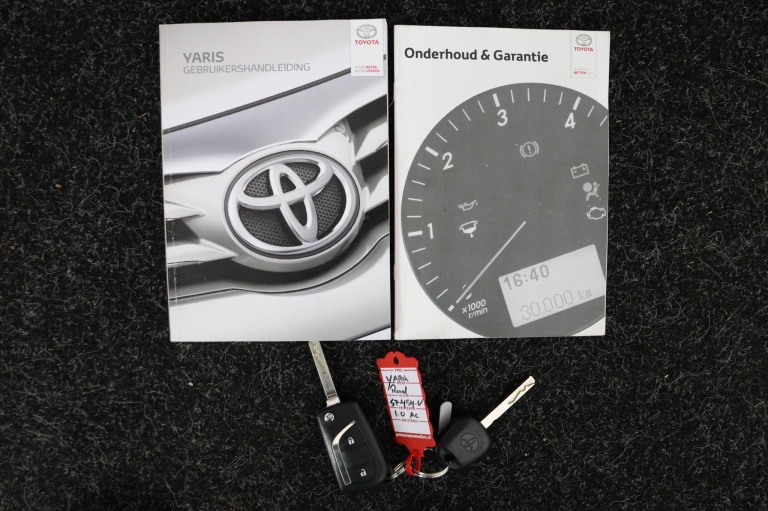 Toyota Yaris - 1.0 VVT-i Comfort 9