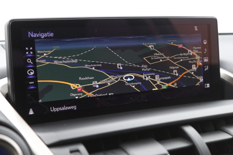 Lexus NX - 300h President Line Limited 27