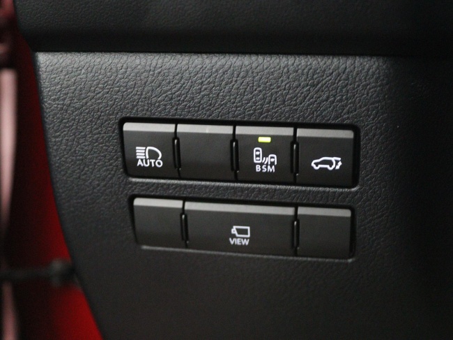 Lexus NX - 300h President Line Limited