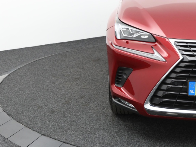 Lexus NX - 300h President Line Limited