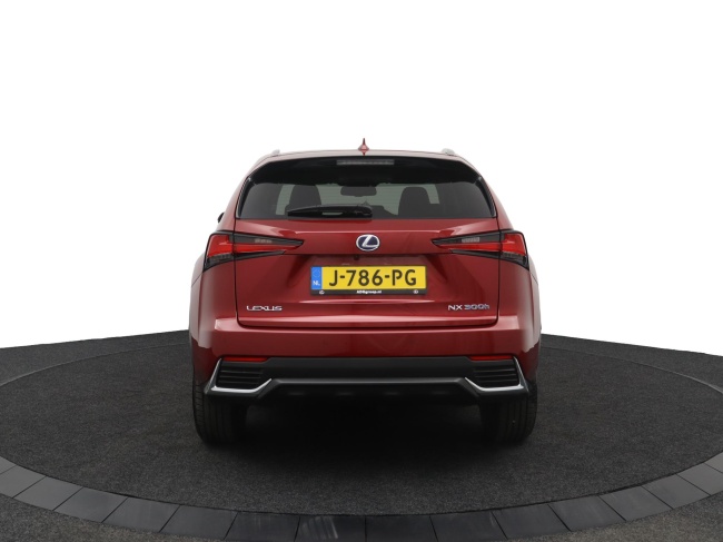 Lexus NX - 300h President Line Limited