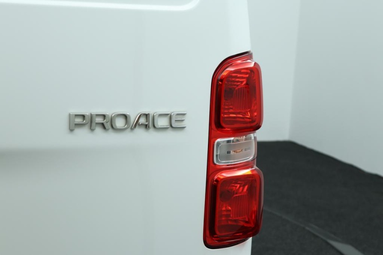 Toyota PROACE Worker - 2.0 D-4D Professional Long 35