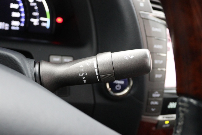 Lexus LS - 600h Executive 35