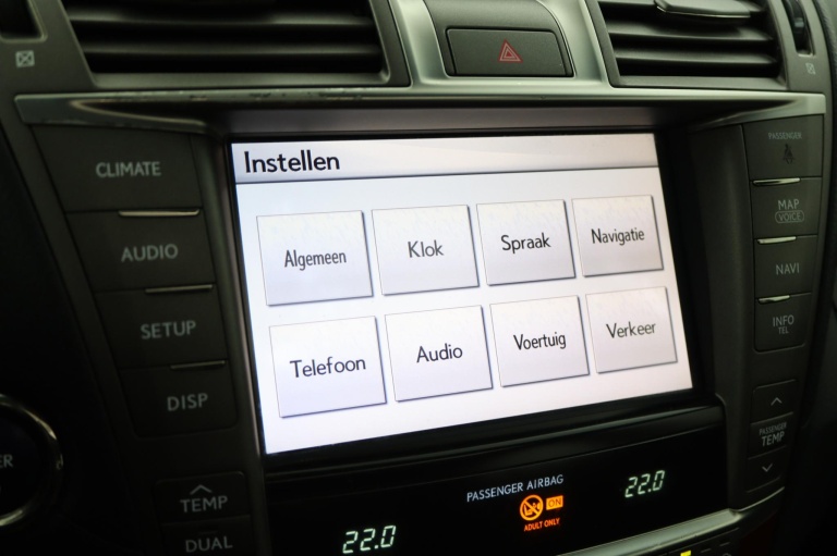 Lexus LS - 600h Executive 48