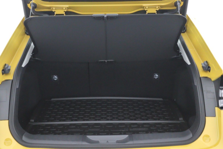 Toyota Prius - 2.0 Plug-in Hybrid 220 Executive Panoramisch dak 22