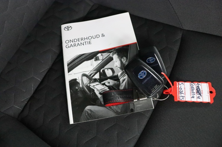 Toyota Corolla Touring Sports - 1.8 Hybrid Active 11