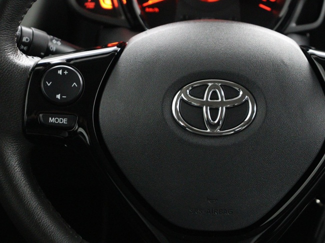 Toyota Aygo - 1.0 VVT-i x-play