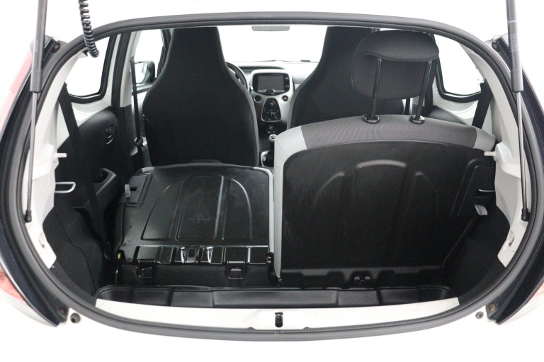 Toyota Aygo - 1.0 VVT-i x-play 24