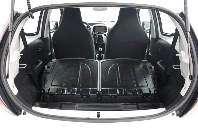 Toyota Aygo - 1.0 VVT-i x-play 25