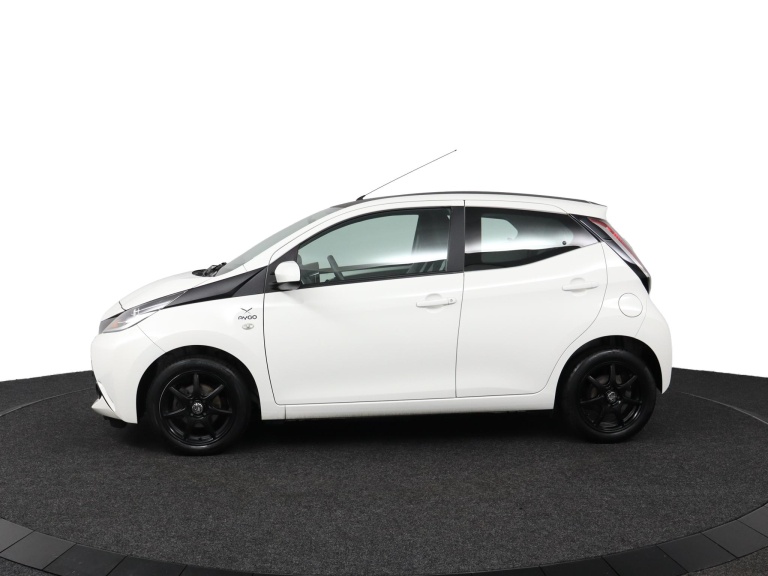 Toyota Aygo - 1.0 VVT-i x-play 3