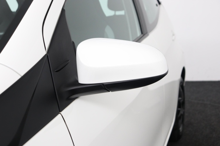 Toyota Aygo - 1.0 VVT-i x-play 38