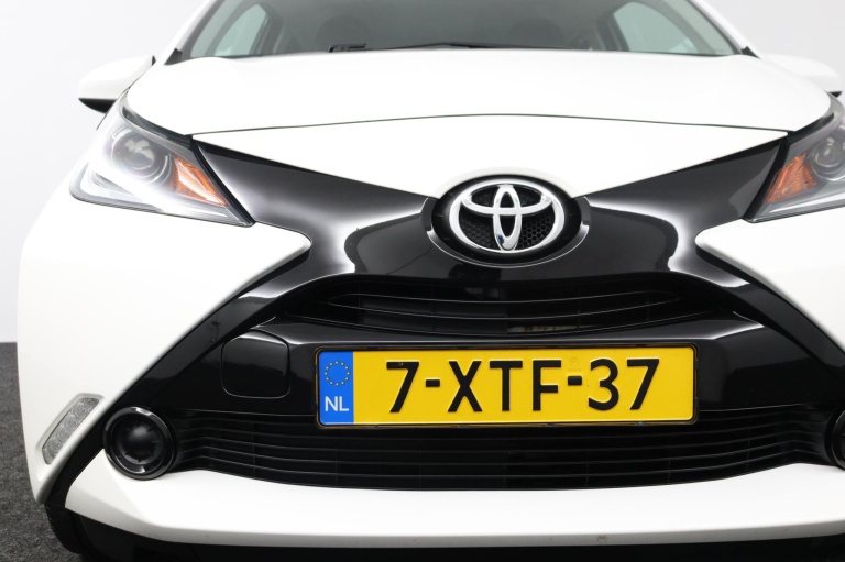 Toyota Aygo - 1.0 VVT-i x-play 41