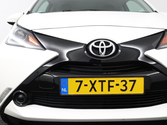 Toyota Aygo - 1.0 VVT-i x-play