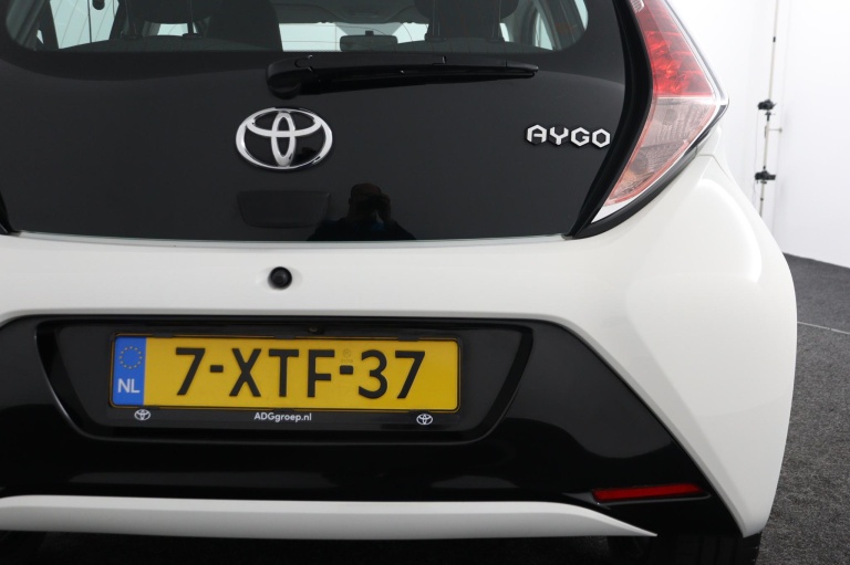 Toyota Aygo - 1.0 VVT-i x-play 43