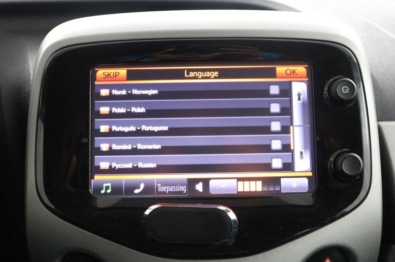 Toyota Aygo - 1.0 VVT-i x-play 49