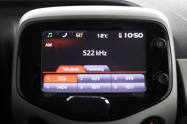 Toyota Aygo - 1.0 VVT-i x-play 53