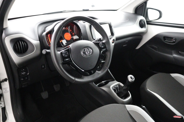 Toyota Aygo - 1.0 VVT-i x-play 60