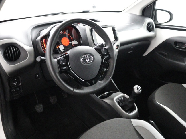 Toyota Aygo - 1.0 VVT-i x-play