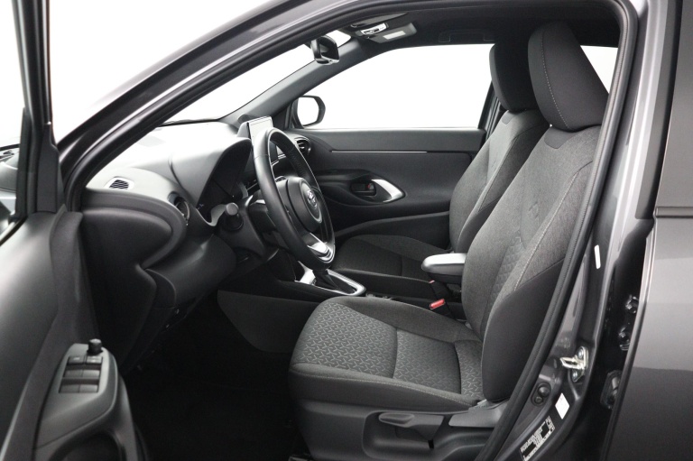 Toyota Yaris Cross - 1.5 Hybrid Dynamic 17